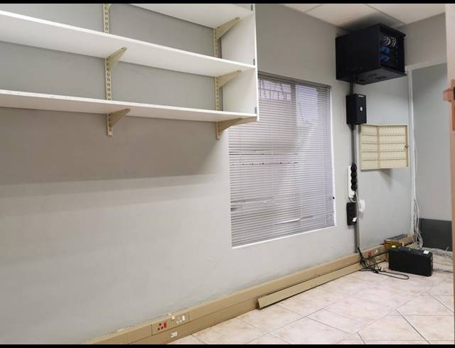 100M² APARTMENT BLOCK TO LET IN ALLEN'S NEK